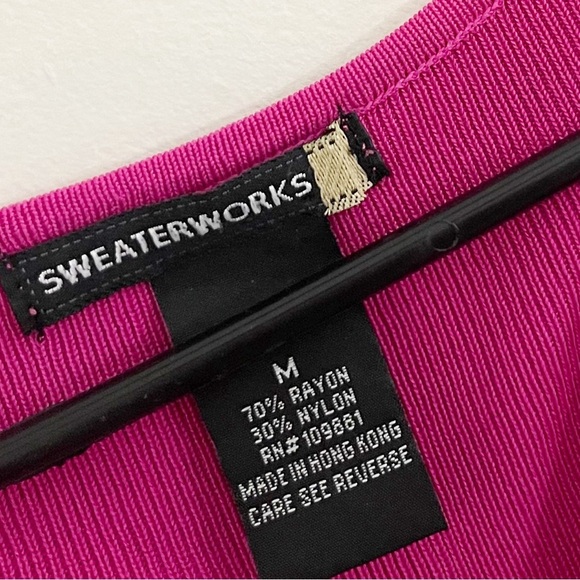 Sweaterworks Y2k Pink Sequins top stretch comfort Barbiecore girly bride - Picture 3 of 3